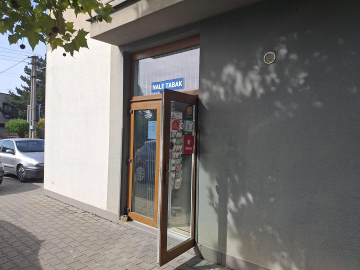 Šúrovce, Krakovská 84/2 (Nale Tabak)