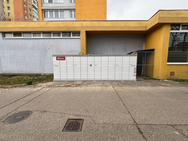 Z-BOX Šaľa, P. Pázmaňa 49/3