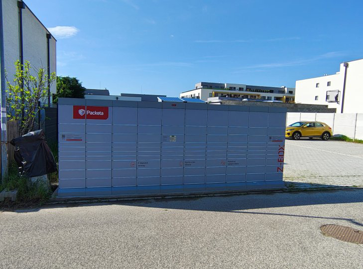 Z-BOX Rovinka, Orechová 12