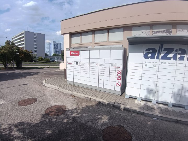Z-BOX Nitra, Baničova 1 (ČS Slovnaft)
